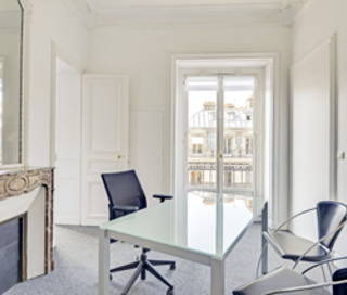 Bureau privé 20 m² 3 postes Location bureau Avenue de l'Opéra Paris 75001 - photo 1